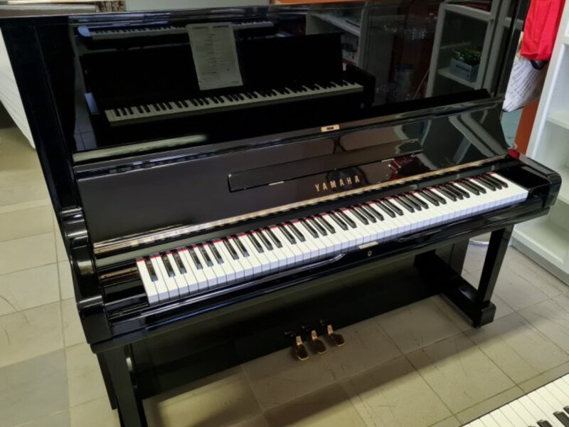 Yamaha U3 pianínó – bérelhető